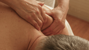Schouderletsel na ongeval? Rotator cuff scheur of frozen shoulder kan leiden tot langdurige klachten. Professionele juridische bijstand voor schadevergoeding
